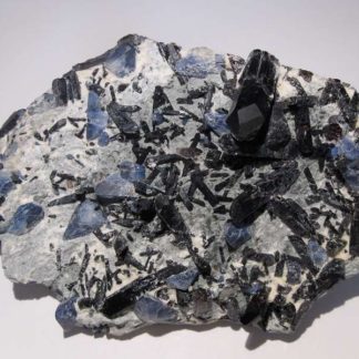 Benitoite (mineral)