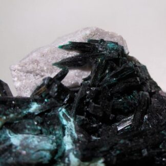 Brochantite (mineral)