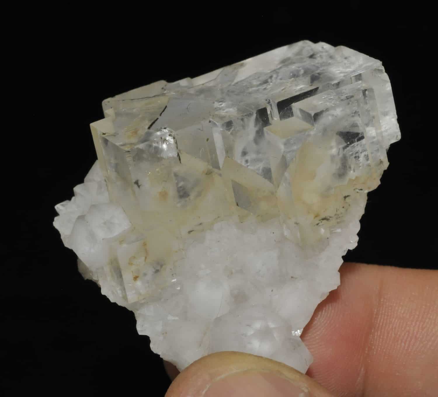 White fluorite from the Montroc mine (Tarn, France)