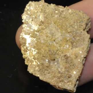 Stolzite from the Sainte-Lucie mine (Saint-Léger-de-Peyre, Lozère, France)