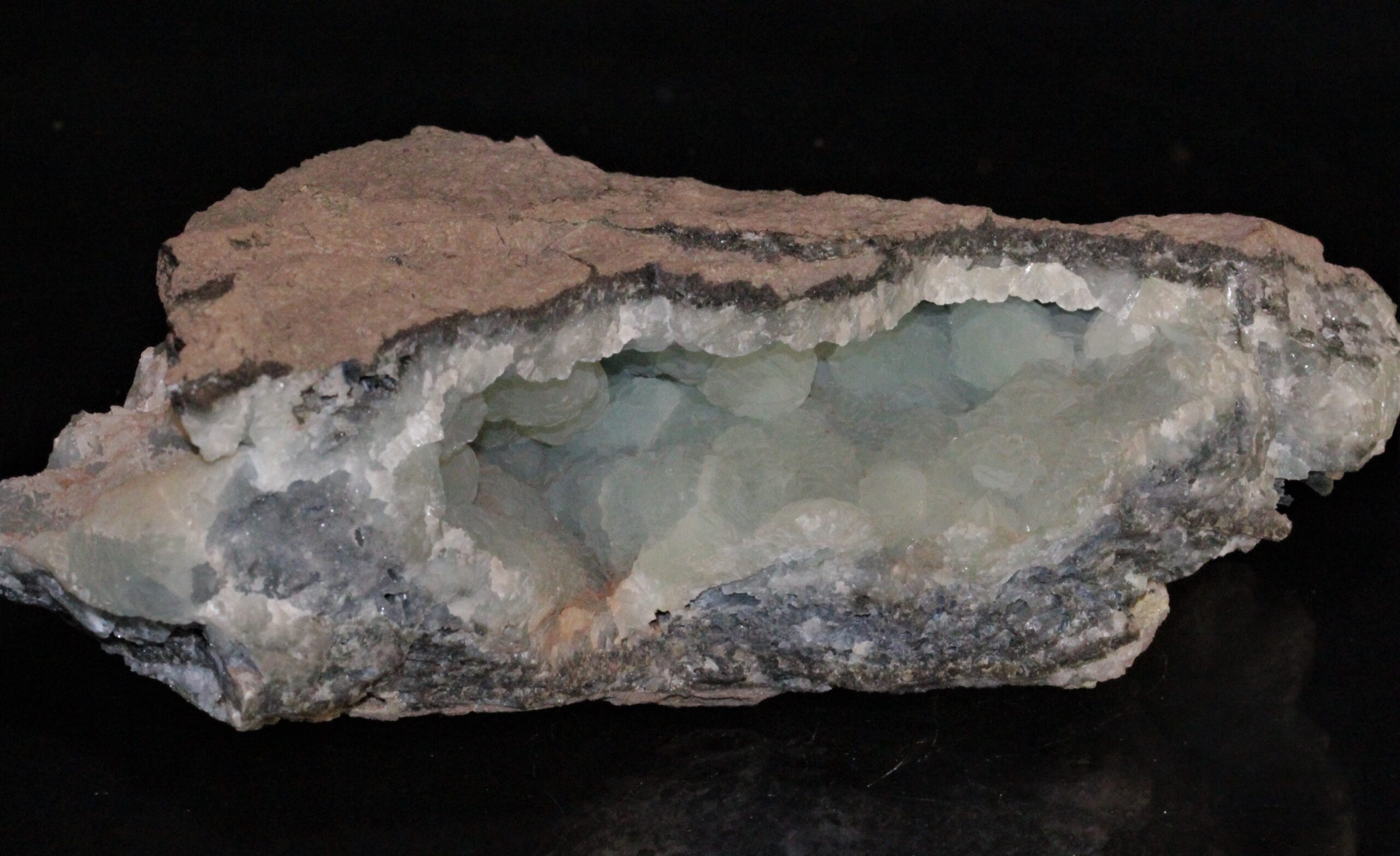 Prehnite, Paterson, New Jersey, USA.