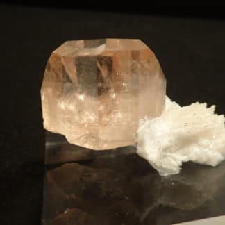 Topaz (mineral)