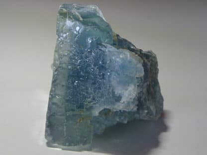 Chalcopyrite et quartz, sur fluorine bleue, Le Burg, Tarn. (81)