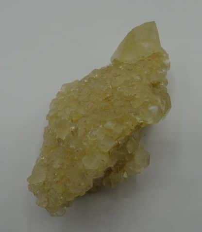 Calcite gemme, Landelies, Hainaut, Belgique.