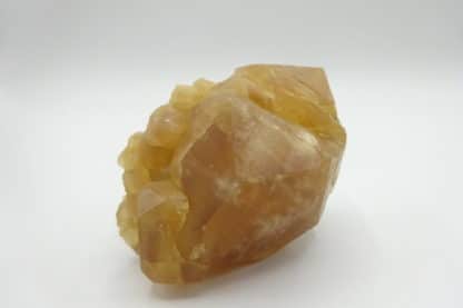 Calcite miel, carrière de la Sambre, Landelies, Hainaut, Belgique.