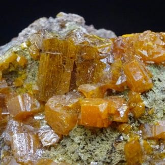 Wulfenite (mineral)