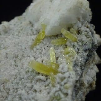 Mimetite (mineral)