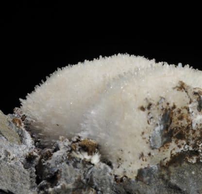 Natrolite, Herdorf, Altenkirchen, Rhinland-Palatinate, Allemagne.