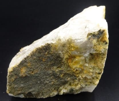 Anatases sur quartzite (devillien), carrière d'Opprebais, Belgique.