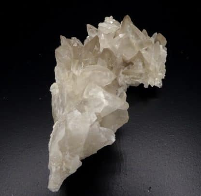 Quartz fumé, Nil-Saint-Vincent, Brabant-Wallon, Belgique.