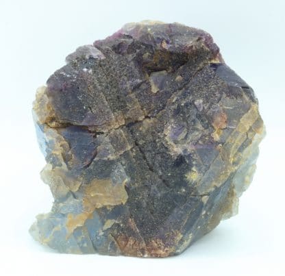 Fluorite bicolore, carrière du Boltry, Seilles, Belgique.