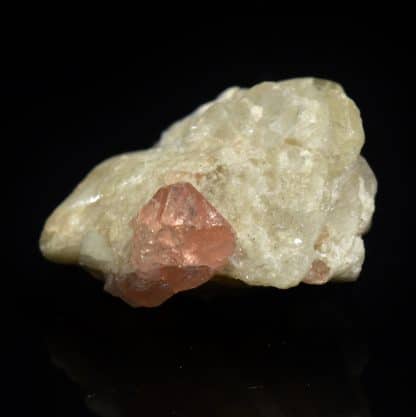 Fluorine rose et calcite, Tyrol, Autriche.