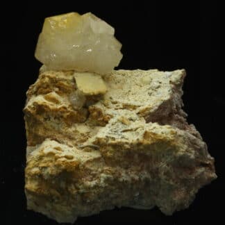 Cérusite maclée, Mine de Tsumeb, Tsumeb, région d'Oshikoto, Namibie.