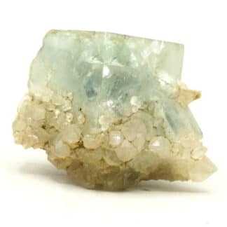 Fluorite bleue sur quartz de la mine du Burc, Tarn.