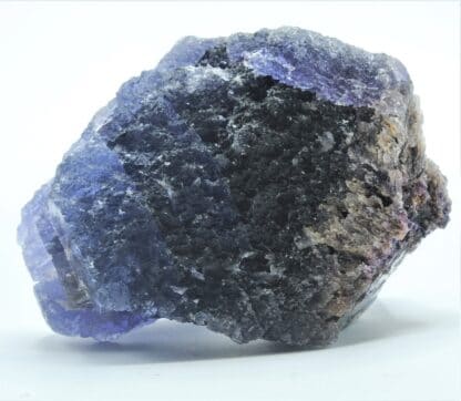 Fluorite (Fluorine) bleue à violette, carrière du Boltry, Seilles, Belgique.