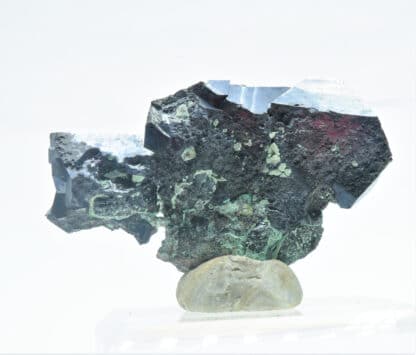 Grand cristaux de Cuprite, mine de Mashamba, Katanga, Congo.