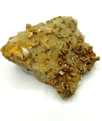 Pyromorphite sur Quartz, Mine des Farges, Ussel, Corrèze, Limousin.