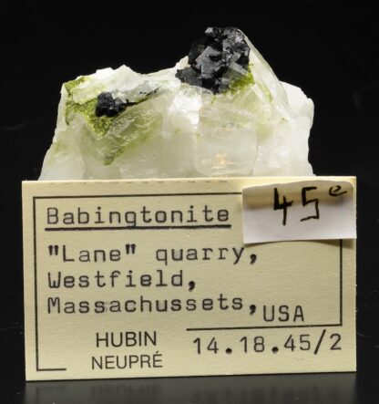 Babingtonite, Carrières Lane & Son, Westfield, Massachusetts, États-Unis.