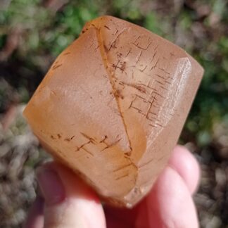 Calcite maclée, Pont-à-Nôle, Mont-sur-Marchienne, Belgique.