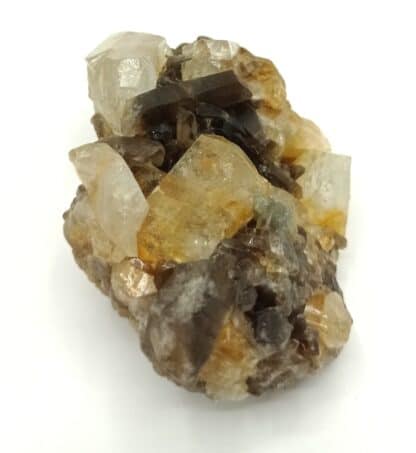 Topaze, Béryl Aigue-Marine et Quartz, Sherlova Gora, Adun-Cholon, Russie.