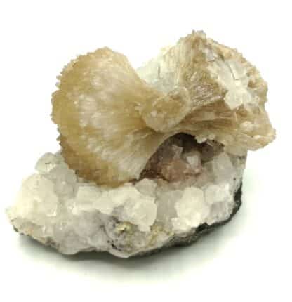 Stilbite sur Calcite, West Paterson, New Jersey, USA (États-Unis).