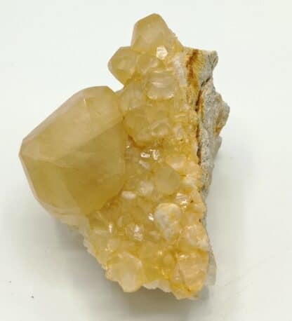 Calcite maclée, Landelies, Montigny-le-Tilleul, Hainaut, Belgique.