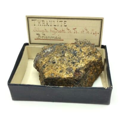 Thraulite, Bodenmais, Bavière, Allemagne.