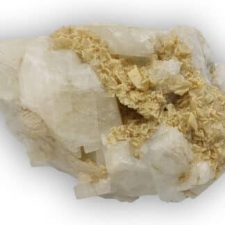 Datolite, Adulaire et Calcite, Piz Vallatscha, Grisons, Suisse.