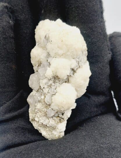 Dolomite et Calcite, Obergesteln (Obergoms), Valais, Suisse.