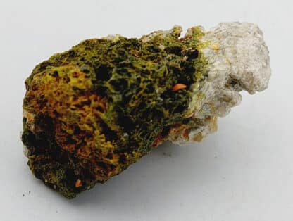 Crocoïte et Pyromorphite, Filon du Cantonnier, Nontron, Dordogne.