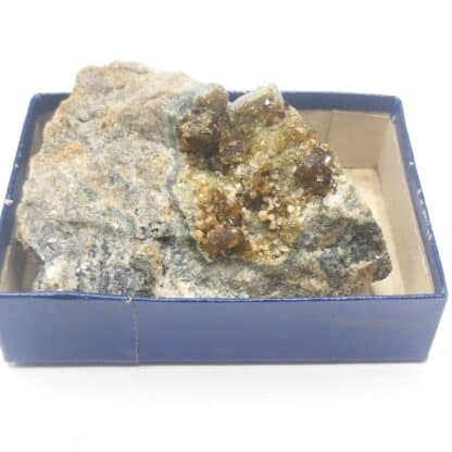 Vésuvianite (Idocrase), Vésuve, Italie.