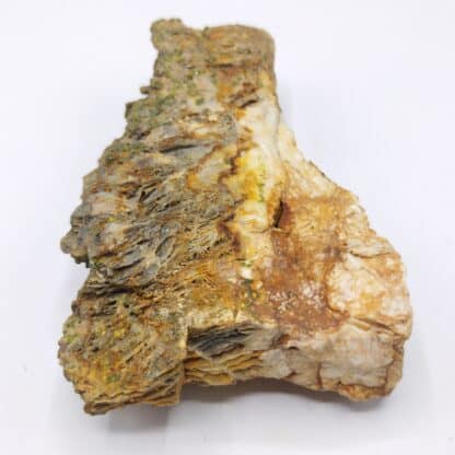 Pyromorphite sur Baryte, Vézis, Aveyron.