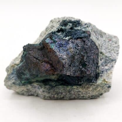 Bornite, Chrysocolle, mine du Clausis, Saint-Véran, Hautes-Alpes.