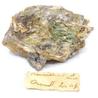 Tourmaline verte et Mica, Orvault, Loire-Atlantique.