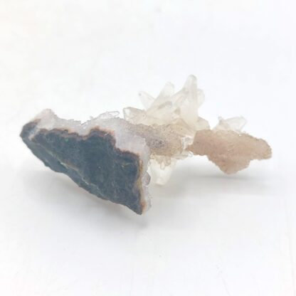 Calcite sur Calcédoine, Poonah, Inde.