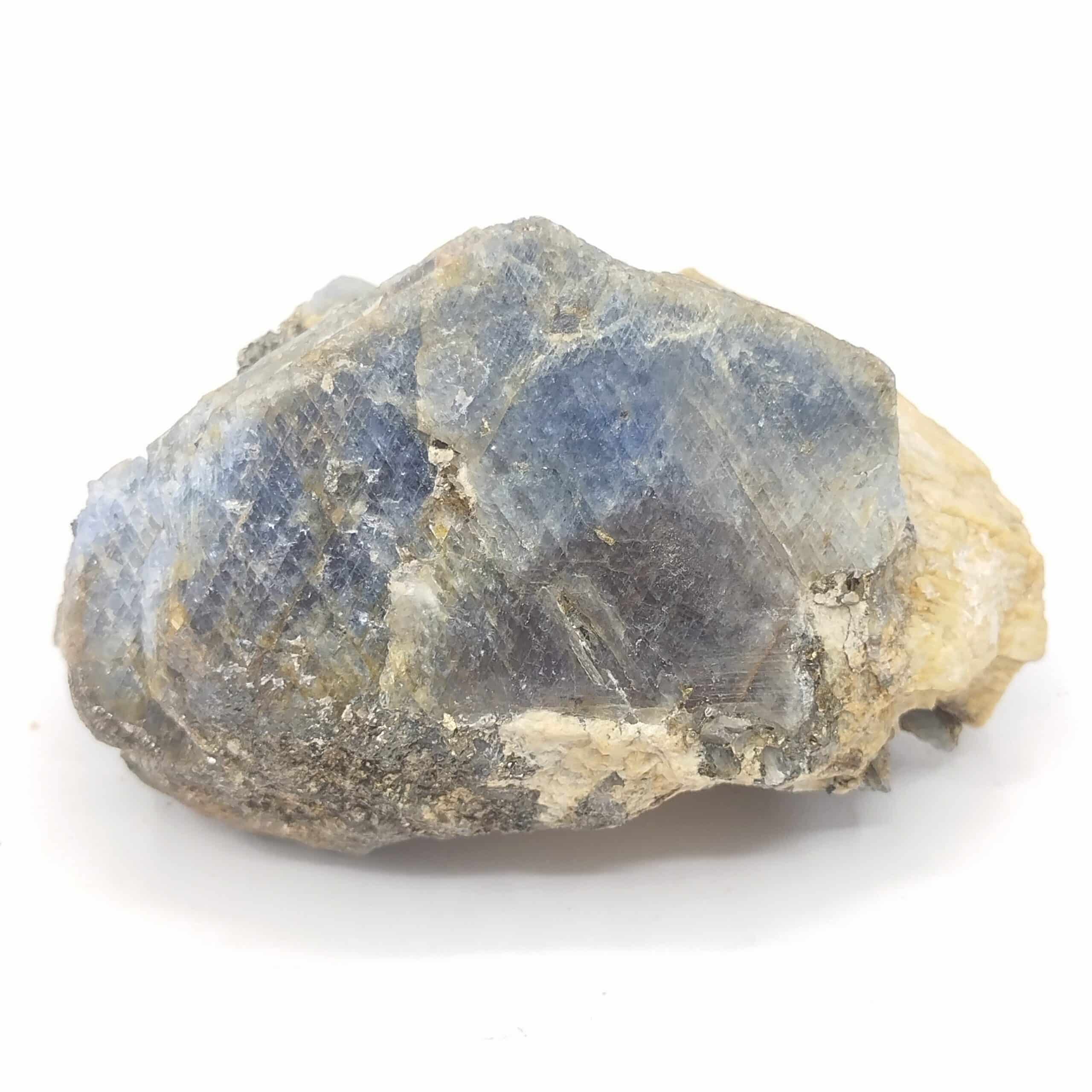 Sapphirine (Saphirine), Betroka, Madagascar.