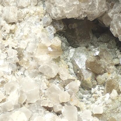 Anatase, Brookite & Rutile, Le Clot, Saint-Christophe-en-Oisans, Isère.